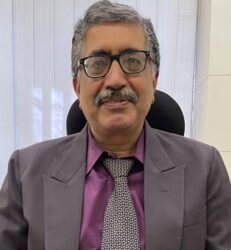 Shri Pradeep Kumar Malhotra,Shareholder Director