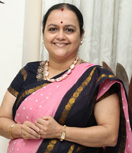 Ms Kanaka S